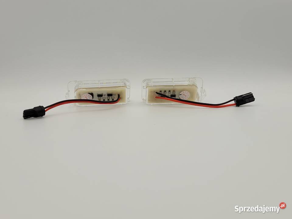 EINPARTS LAMPKI TABLICY REJESTRACYJNEJ LED FORD