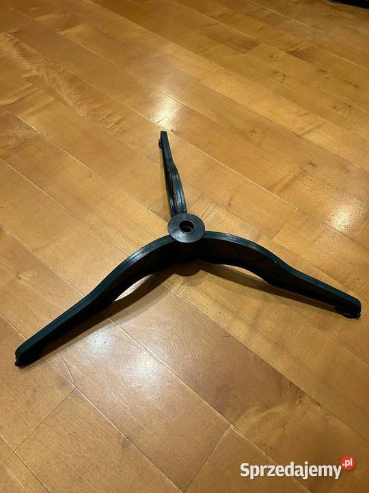 Stojak choinkowy plastikowy z 3 Nogami 180210 Modliborzyce