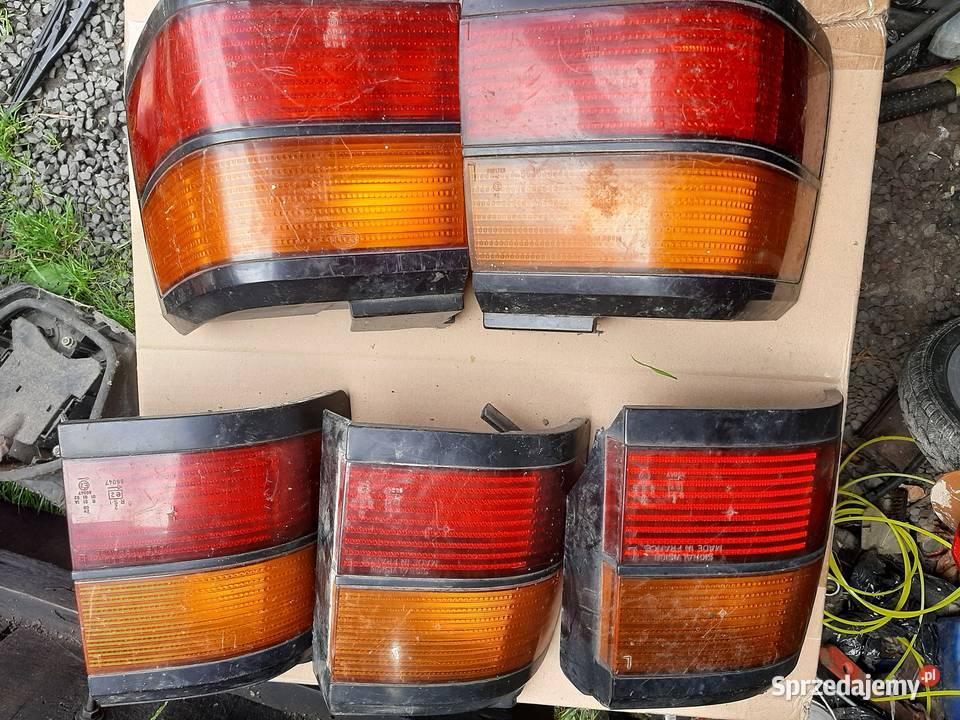 Lampy tylne PASSAT B3 porządki garażowe dolnośląskie Świerzawa