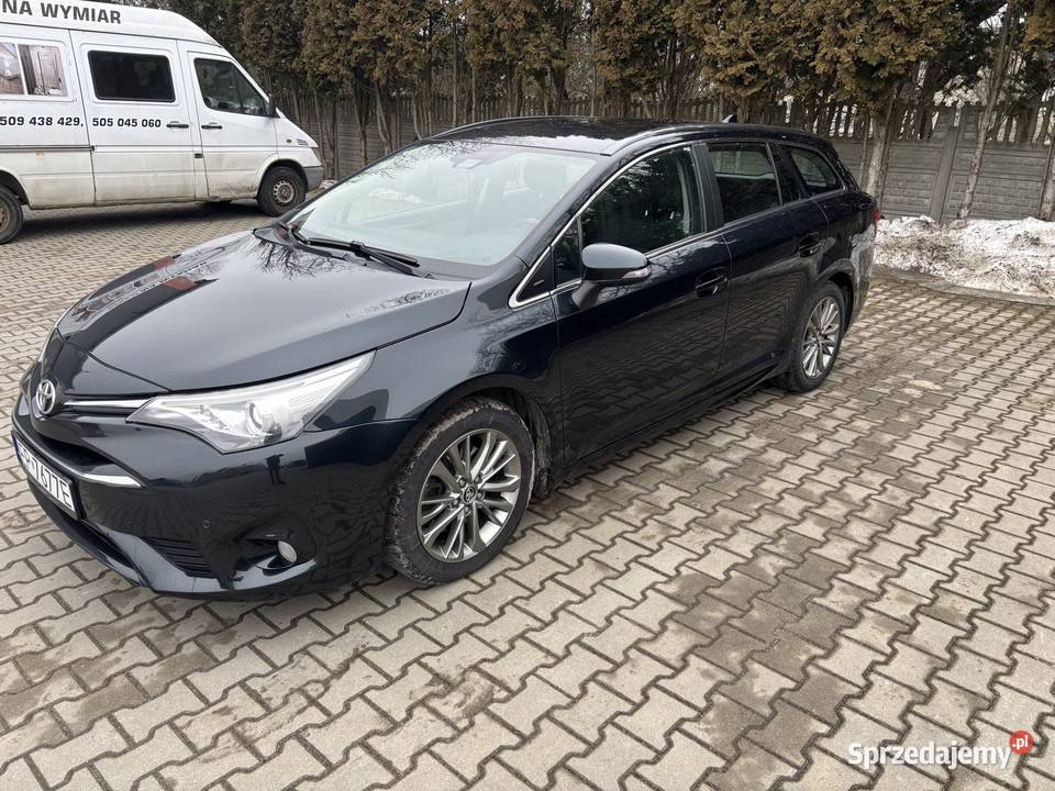 Toyota Avensis 20 d4d gniazdo USB łódzkie Piotrków Trybunalski sprzedam