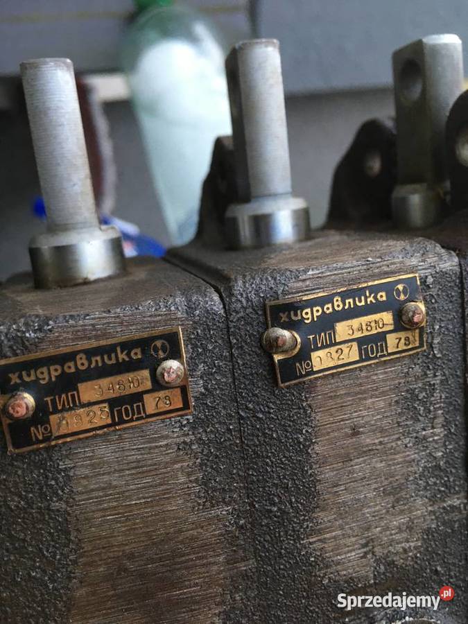 Rozdzielacz hydrauliczny 3 sekcyjny 346 wózek