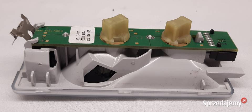 LAMPKA PODSUFITKI KABINY TYŁ BMW E90 E91 6950087 dolnośląskie Mielęcin sprzedam