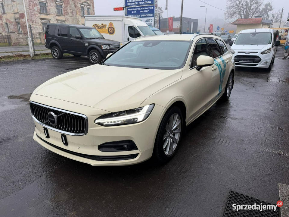 Volvo V90 Volvo V90 20198 Bogate wyposażenie Syców