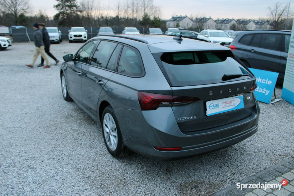 koda Octavia AMBITION Fvat LED Salon Polska Warszawa