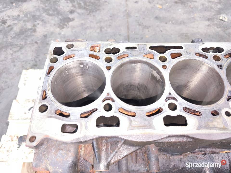 BLOK SILNIKA AUDI A3 8V VOLKSWAGEN SEAT SKODA 20 osobowe Przystajń