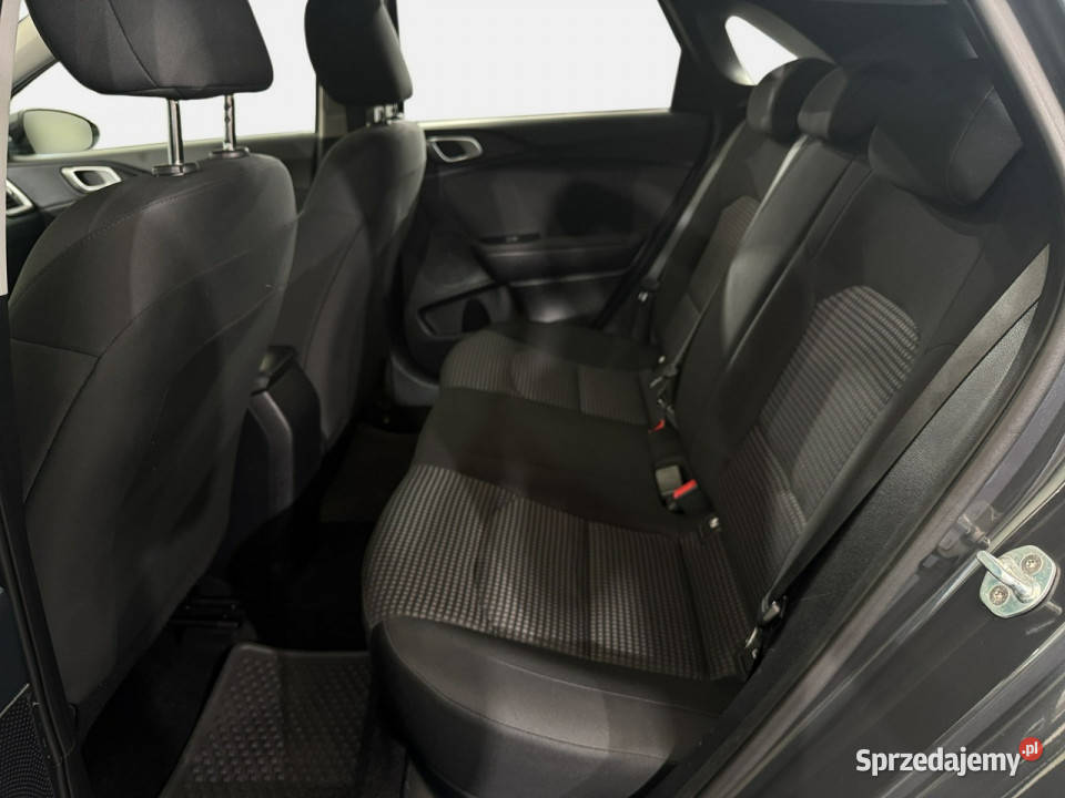 Kia Ceed S 16CRDI 116 M6 20182019 r salon Myślenice