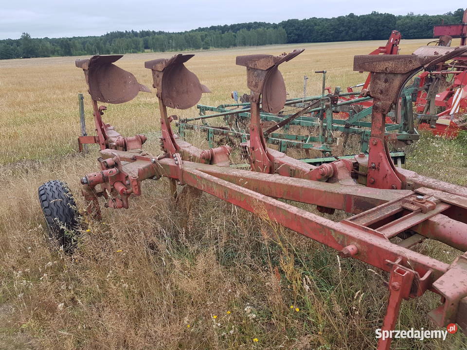 Pługi obrotowe Niemeyer 4 skibowe na Kozłówka