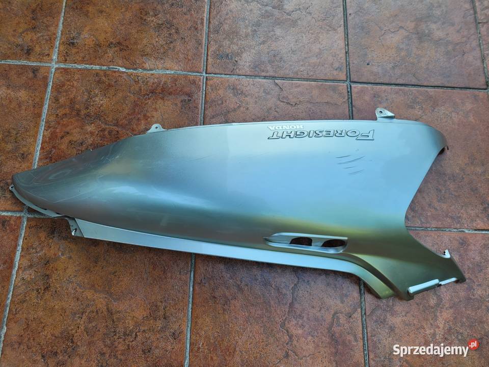 prawy bok boczek zadupek owiewka HONDA PANTHEON Plastiki Piła