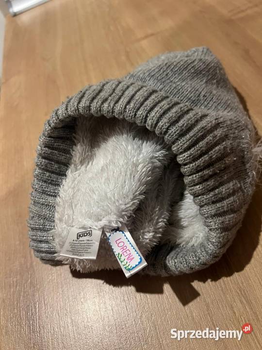 Śliczna czapka z gwiazdką Gdańsk