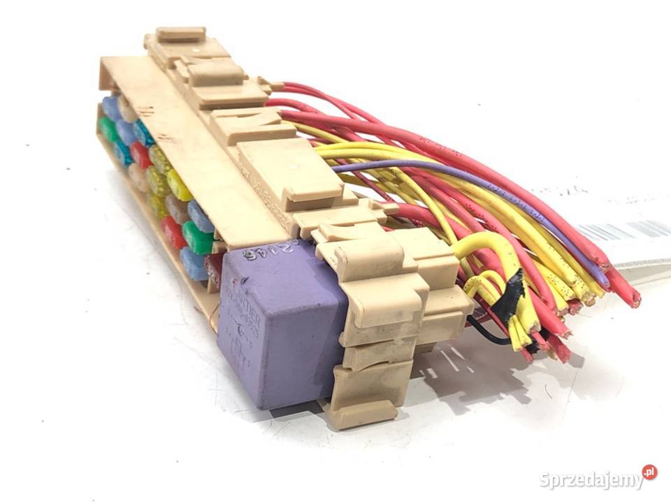 SKRZYNKA BEZPIECZNIKÓW RENAULT CLIO III osobowe sprzedam