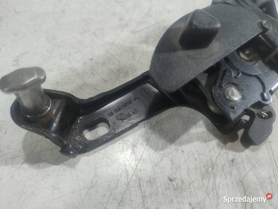 ZAMEK MASKI SMART FORTWO II A450776016
