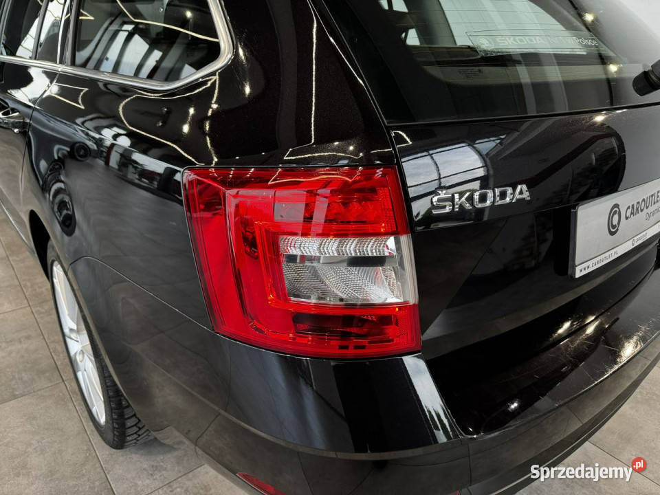 koda Octavia Combi Style 15TSI 150 DSG 2020 r aluminiowe felgi Myślenice