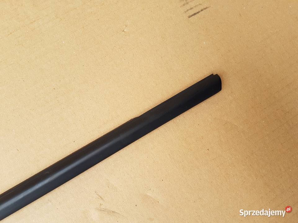 BMW 1 120 F20 LIFT listwa uszczelka zgarniająca Legnica sprzedam