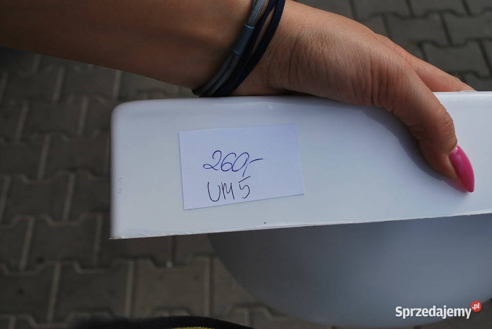 MAŁA NAROZNA UMYWALKA DO KAMPERAPRZYCZEPY Grzebowilk