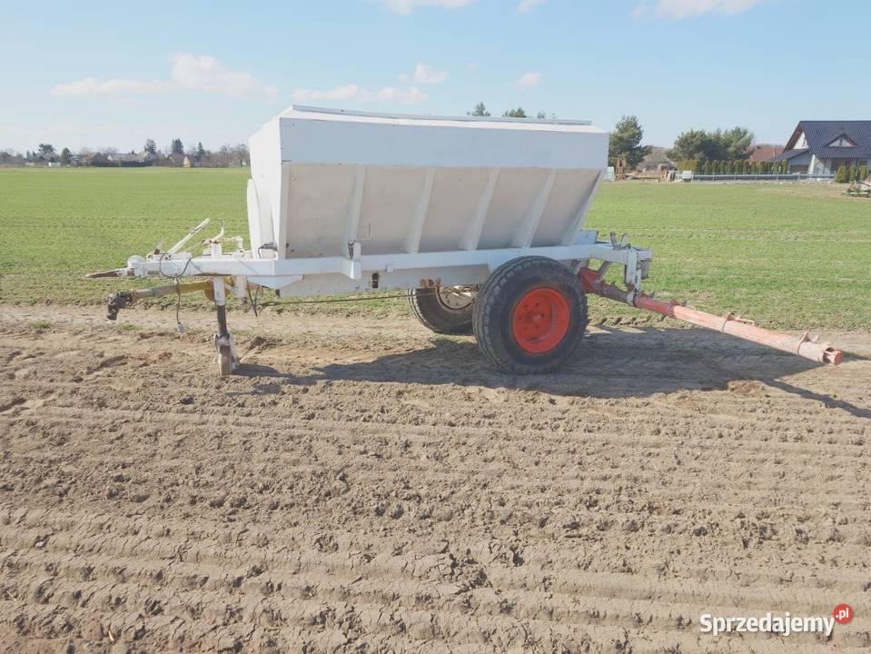 Rozsiewacz Wapna nie Amazone Korfantów sprzedam