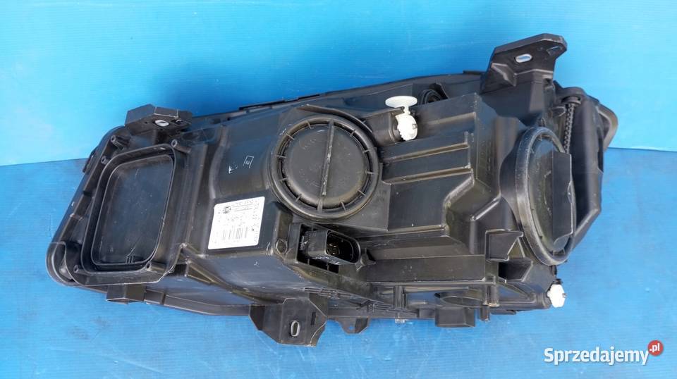 LAMPA REFLEKTOR PRAWY PRZÓD EU MERCEDES W176 A Nowy Tomyśl