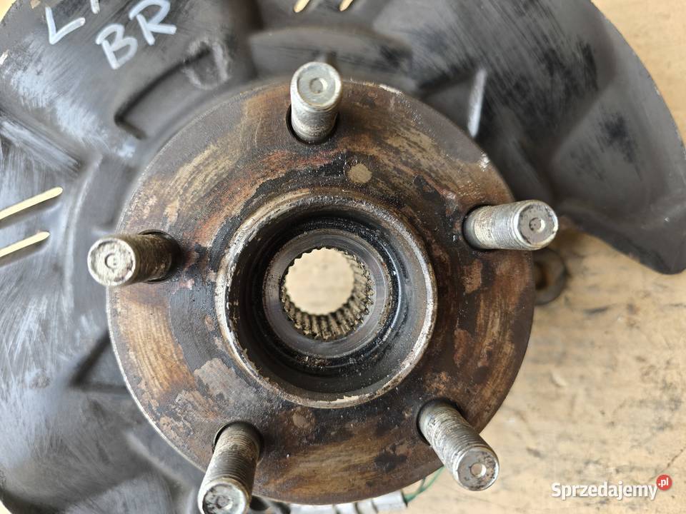 Subaru Outback IV BR zwrotnica piasta Zwrotnice Legnica