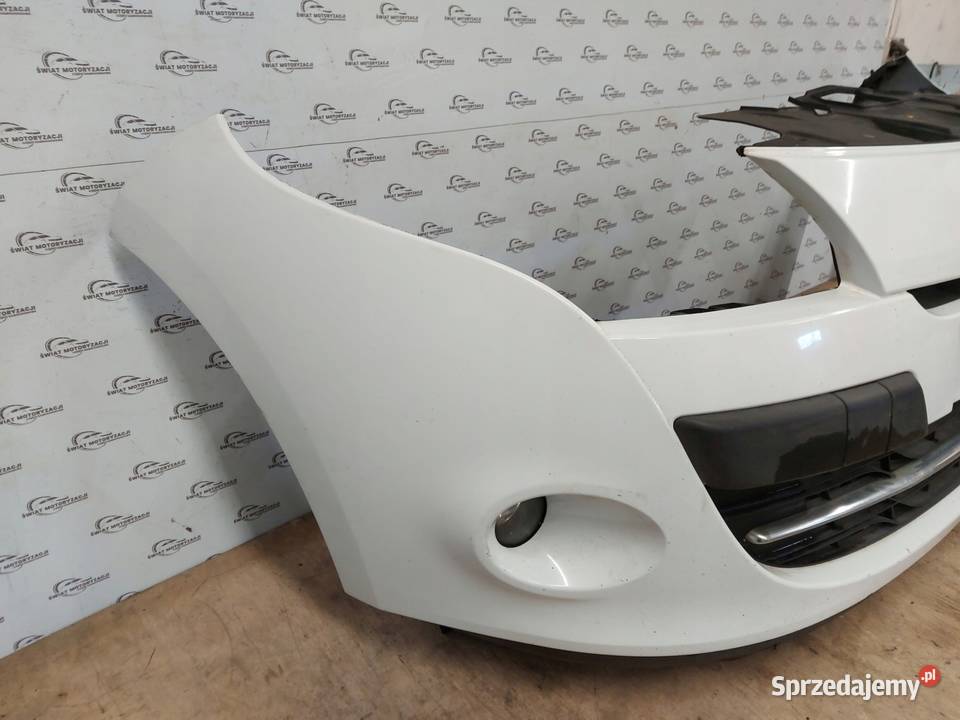 RENAULT MEGANE III 10r Zderzak przód przedni Kielce