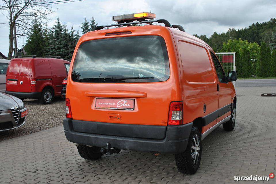 Citroen Berlingo Blaszak Furgon Oświetlenie 75KM pomorskie Sierakowice