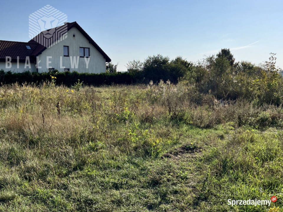 Sprzedaż gruntu 978m2 Marki Jana Skrzetuskiego