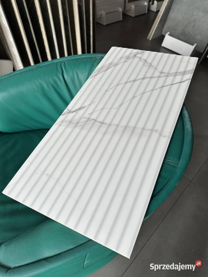 Płytka Tubądzin Vicenza White Struktura 298x598 Płytki ścienne