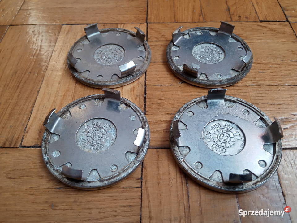 Audi Dekielek felgi 8N0601170 5852 mm Dębica
