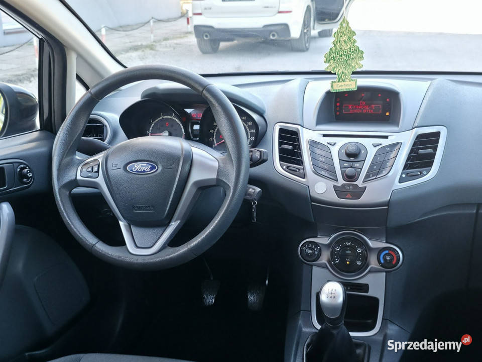 Ford Fiesta 125 Benzyna Serwisowany Gwarancja świętokrzyskie