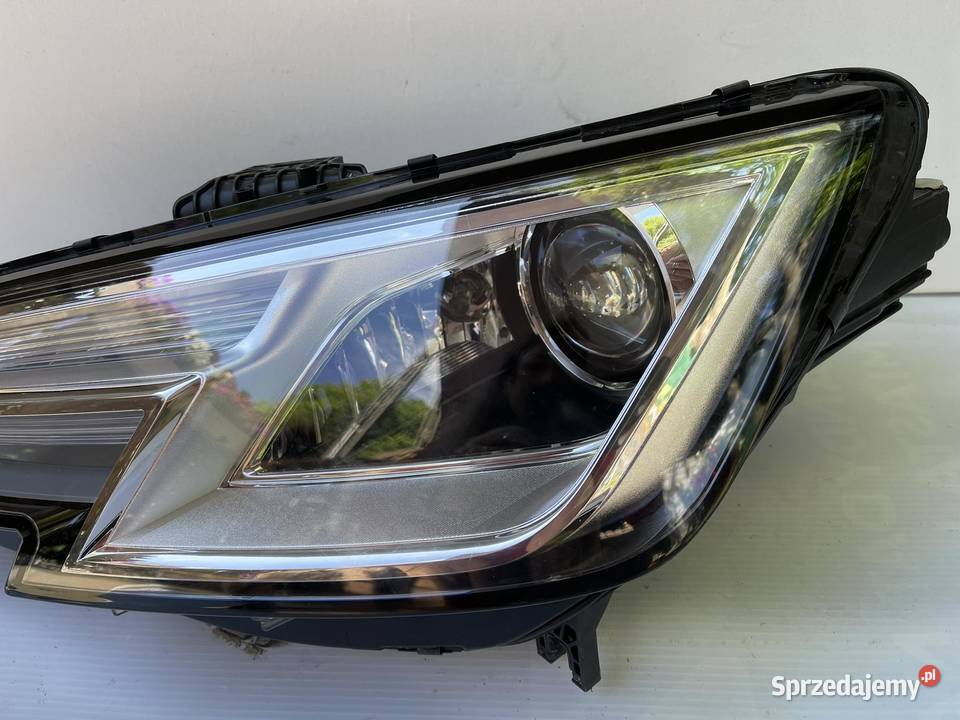 AUDI A4 B9 LEWA LAMPA BIXENON Ostroróg