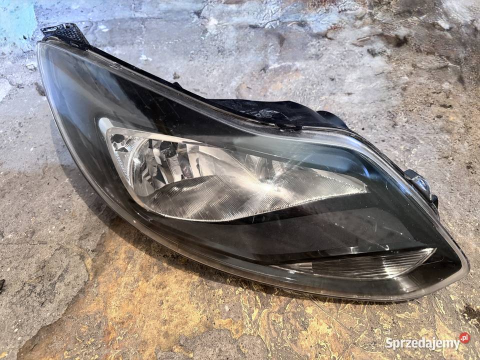 Prawa lampa ford focus mk3 Europa prawe Lampy przednie Częstochowa