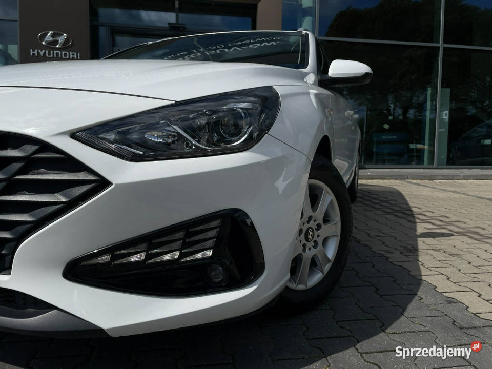 Hyundai i30 15DPI 110 Classic Wagon Salon Manual biały