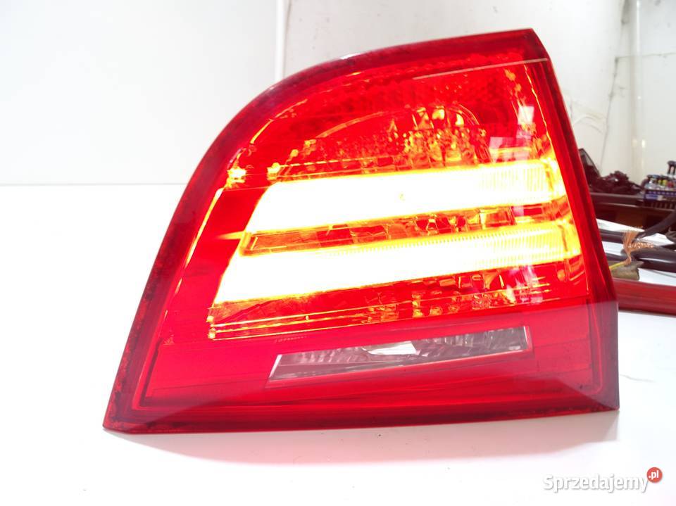 BMW E90 LIFT LAMPA LEWY TYŁ 4871733