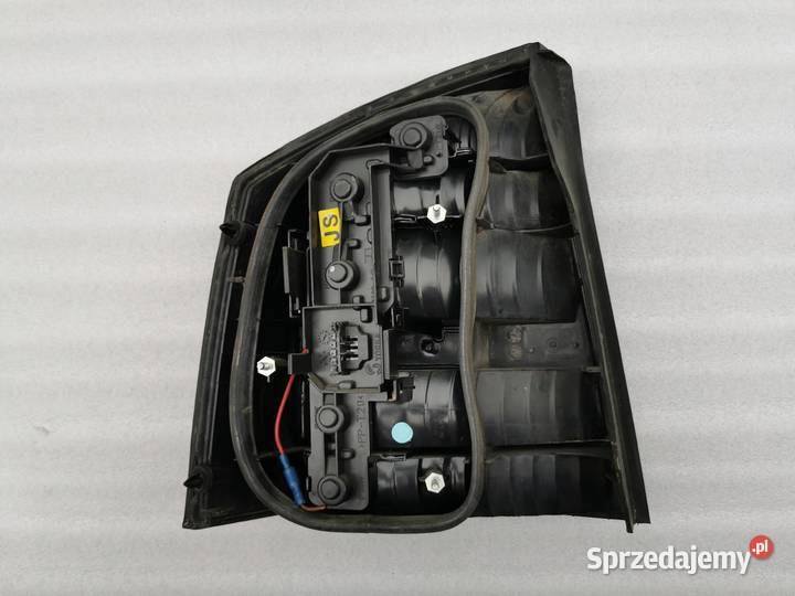 Lampa Prawy Tył Tylna Prawa Opel Vectra C GTS mazowieckie Wyszków