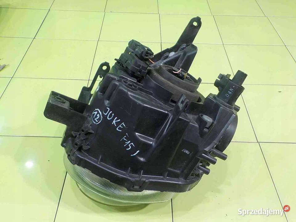 NISSAN JUKE F15 I 10r lampa prawa przod osobowe Suków sprzedam