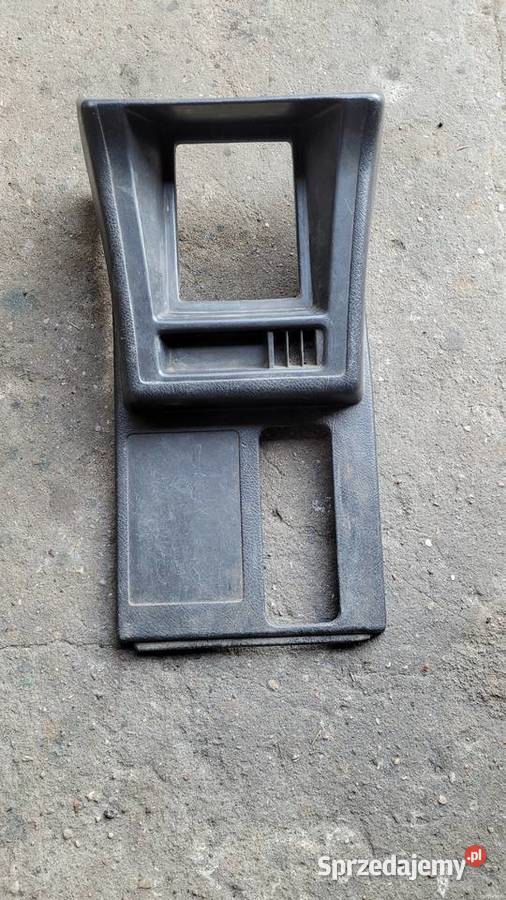 Suzuki Vitara I 8999 3D konsola środkowa panel terenowe Włocławek