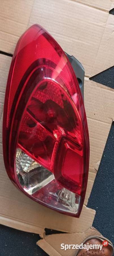 Hyundai i20 FL lampa tylna lewa łódzkie Łódź