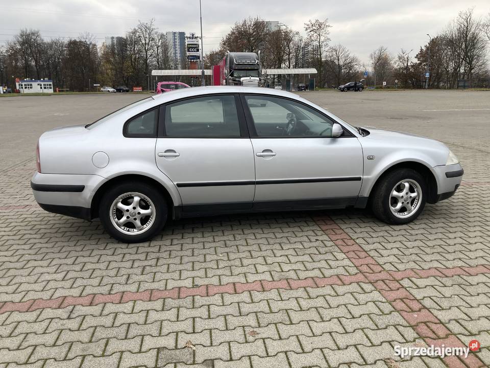 VW Passat 16 benzyna garażowany Chorzów