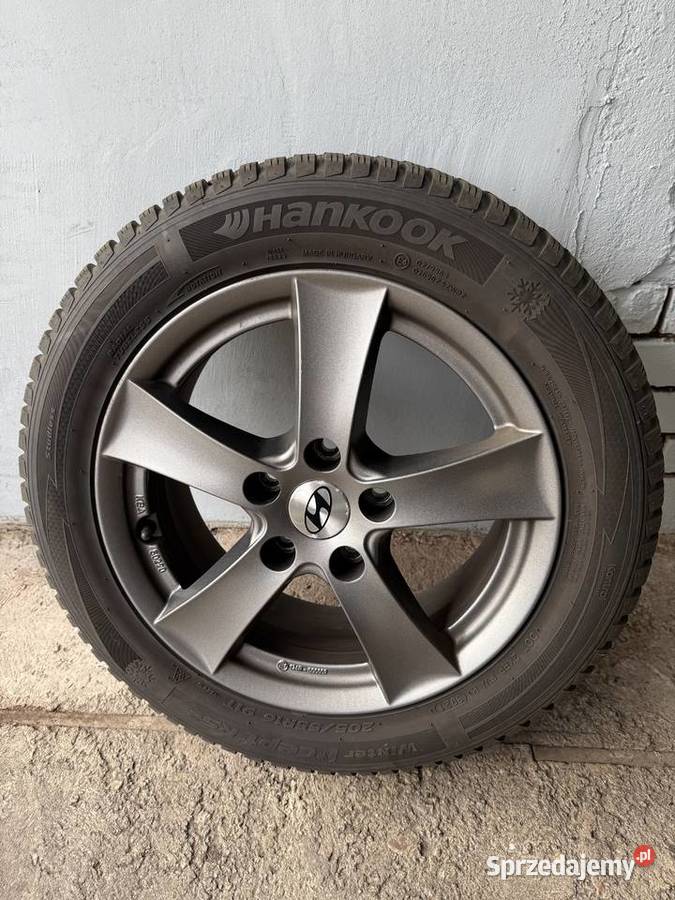 Felgi aluminiowe z oponami zimowymi