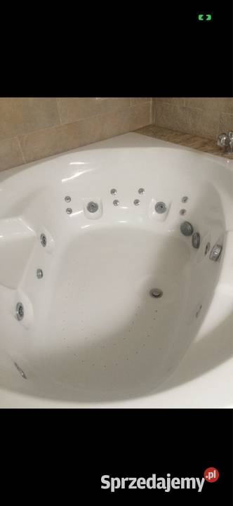 Wanna z hydromasażem Wrocław