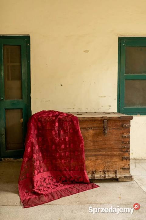 Bordowa sukienka haftowana M 38 szyfon haft