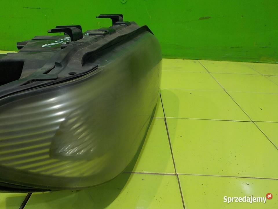 BMW X5 E53 LIFT 30 D 04r 5D lampa prawa przod osobowe Suków