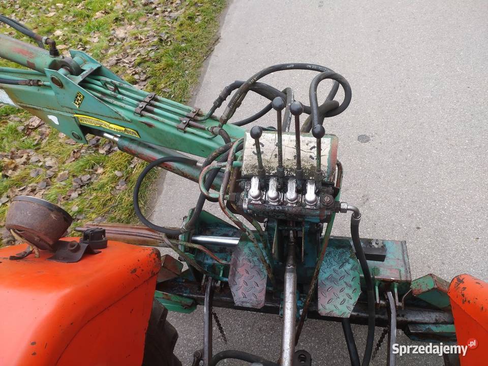 Koparka ładowacz TROLL TROL zawieszany do nieuszkodzony Dąbrowa Tarnowska