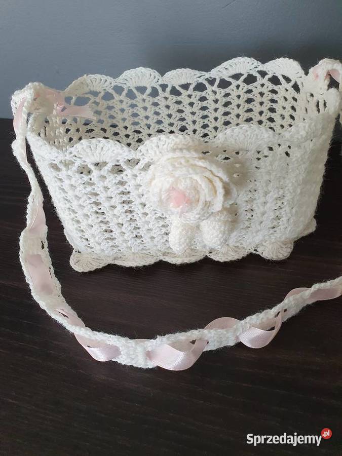 Koszyczek do sypania kwiatow Jastków