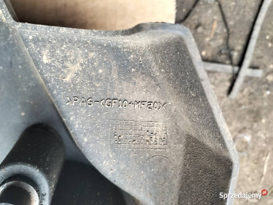 Nissan Primera P12 OSŁONA GÓRNA SILNIKA sprzedam