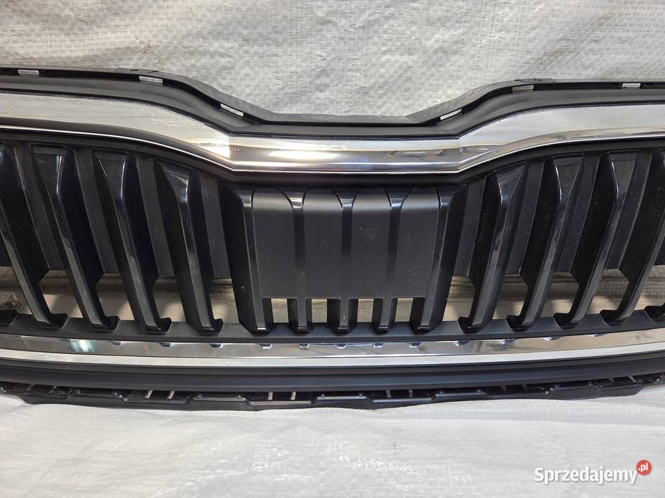 ATRAPA GRILL SKODA SCALA 657853653A
