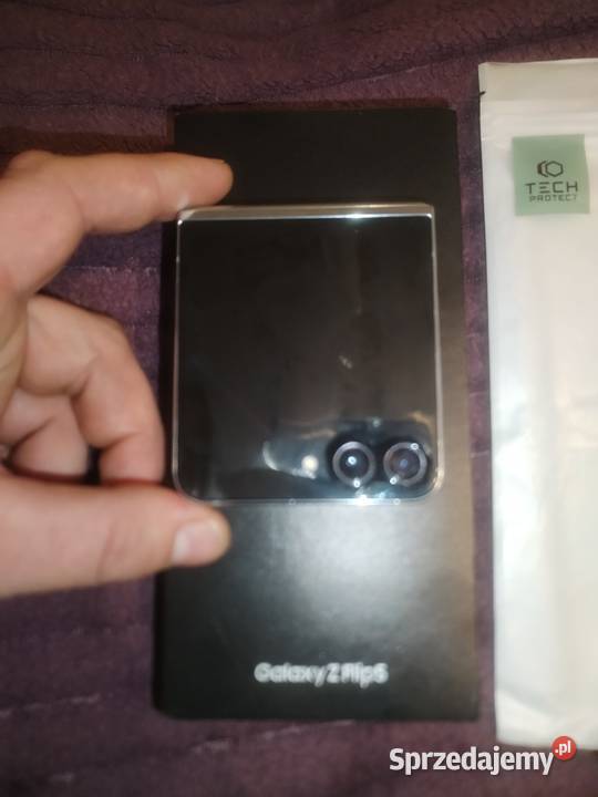 Sprzedam Samsung Galaxy Z Flip 5 256gb sprzedam