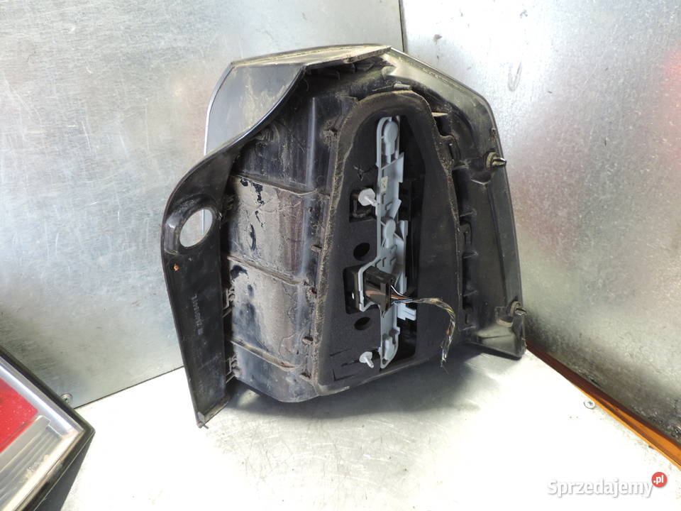 LAMPA LEWA TYLNA OPEL ZAFIRA B małopolskie