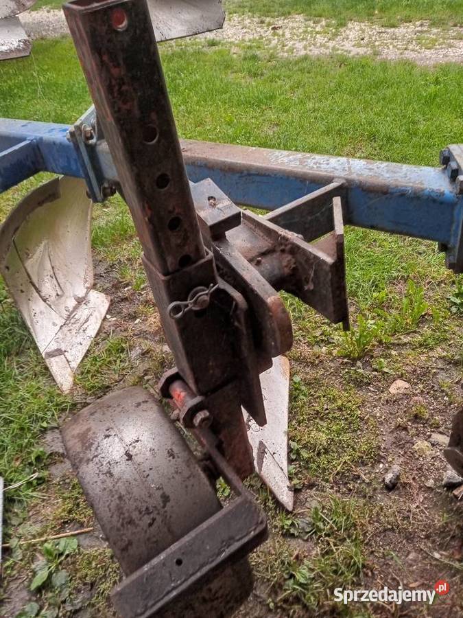Pług obrotowy 4 skibowy Lemken