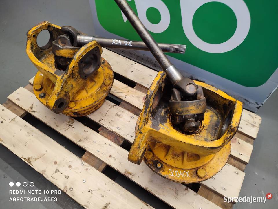 Zwolnica Zwrotnica Półos 10203 Piasta JCB 4CX