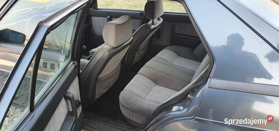 Alfa Romeo 75 nieuszkodzony Ostrowiec Świętokrzyski