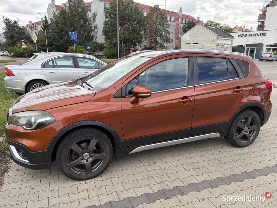 Suzuki sx4s cross 2017 14 benzyna 140 elektryczne szyby Mielec